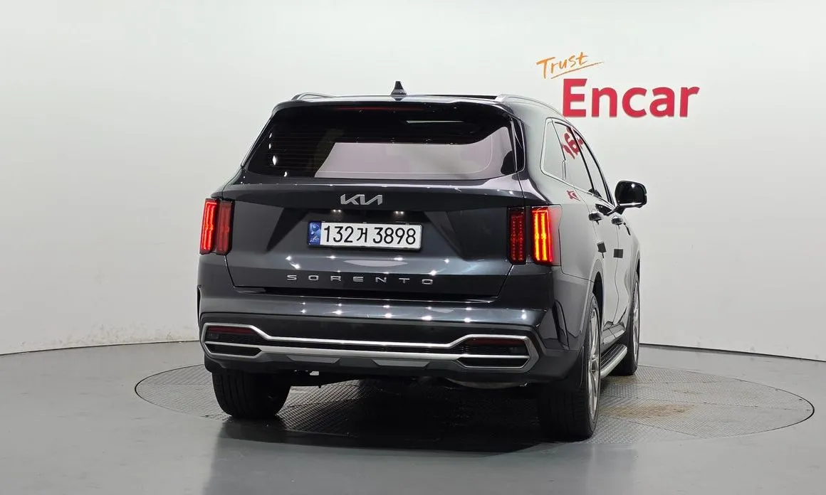 Kia Sorento — фото 4