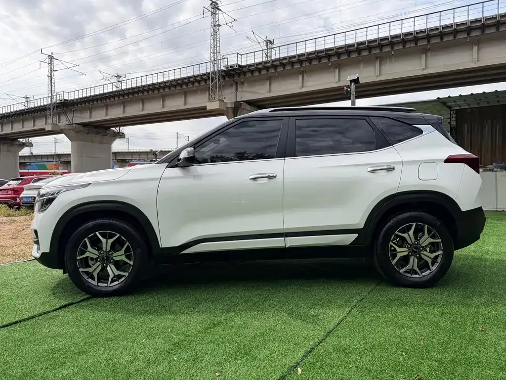 Kia KX3 — фото 4