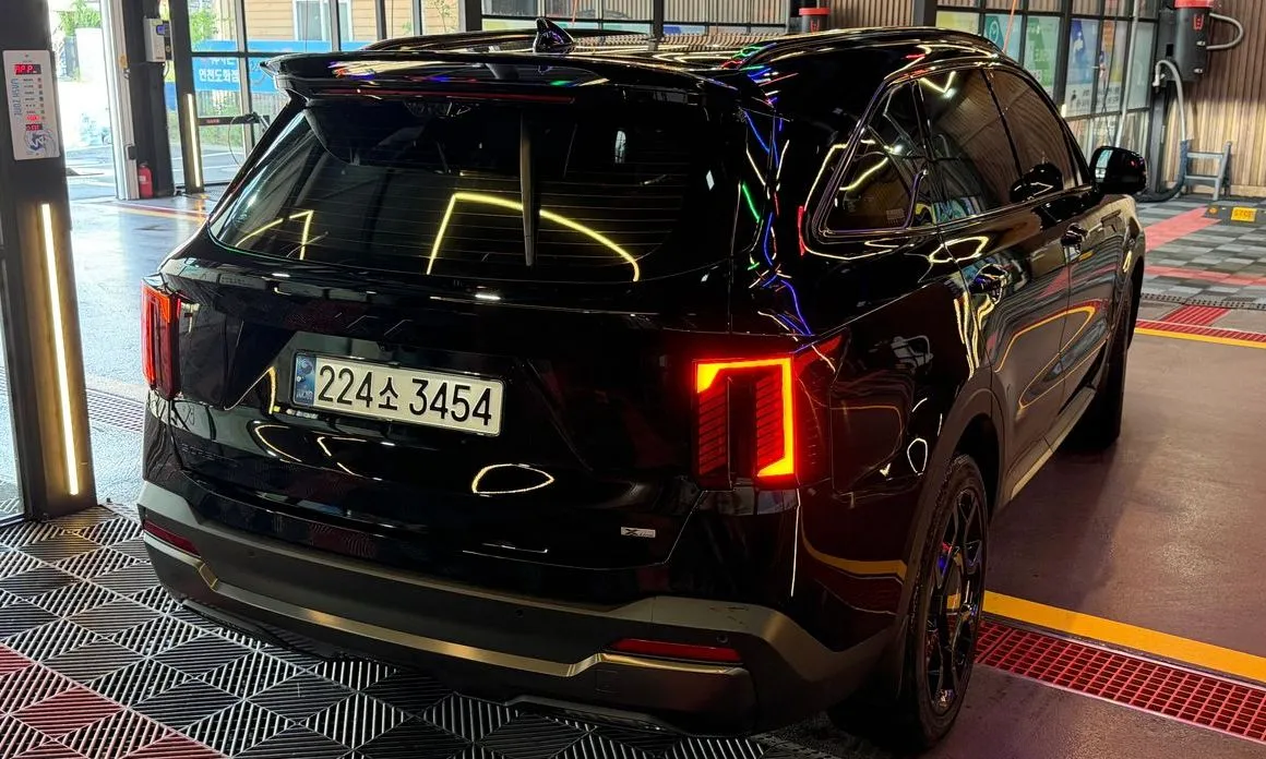 Kia Sorento — фото 6