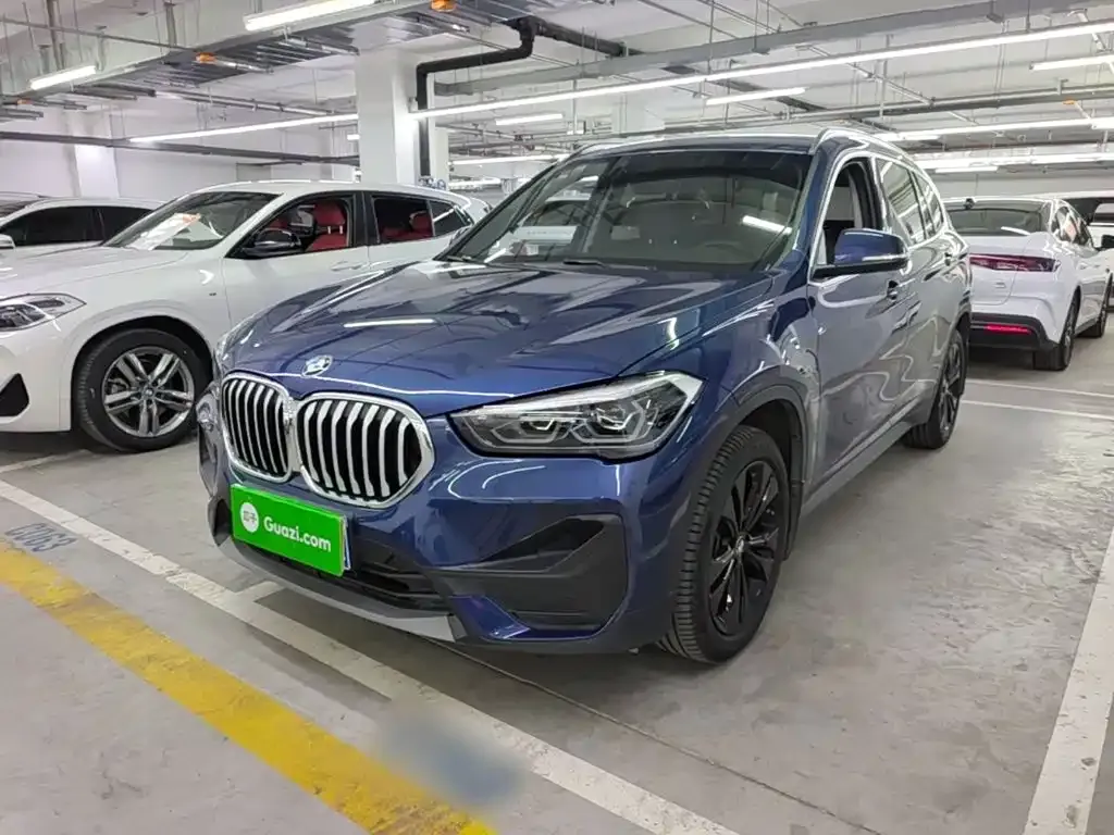 BMW X1 — фото 1