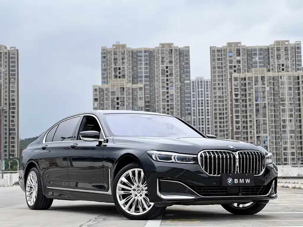 BMW 7 Series — фото 7