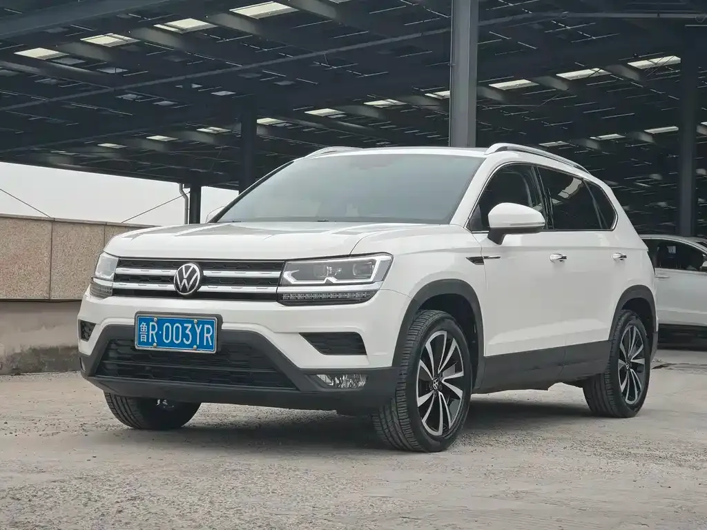 Volkswagen Tharu — фото 1