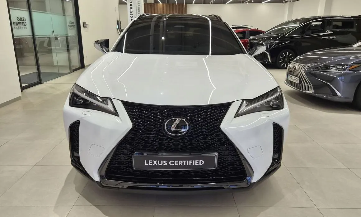 Lexus UX — фото 7