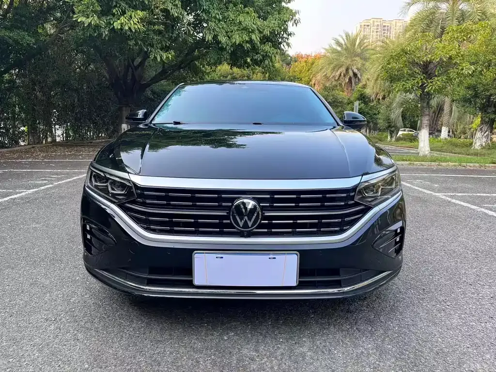 Volkswagen Passat — фото 8