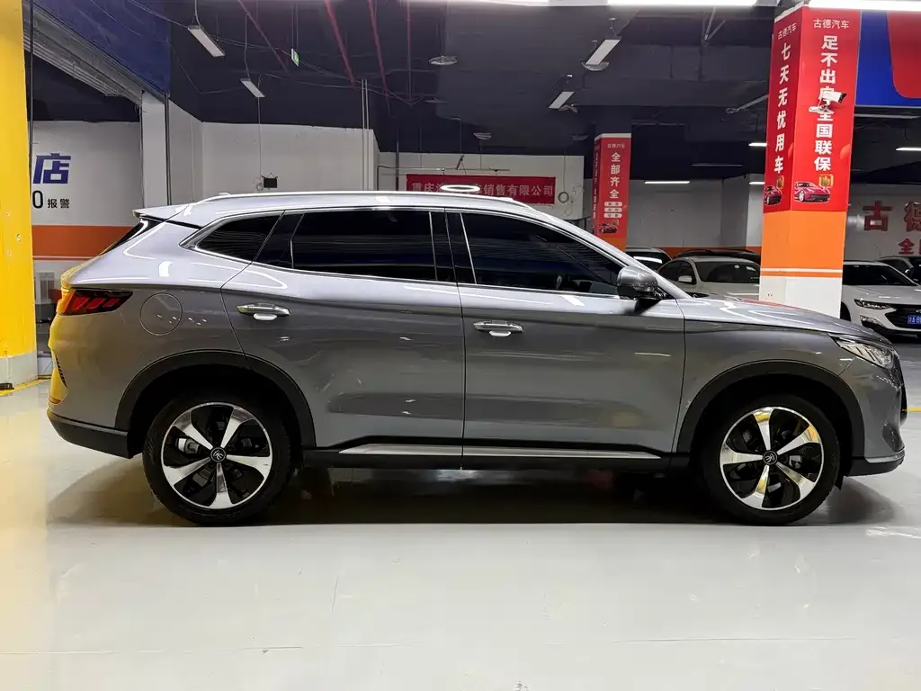 BYD PLUS New Energy — фото 10