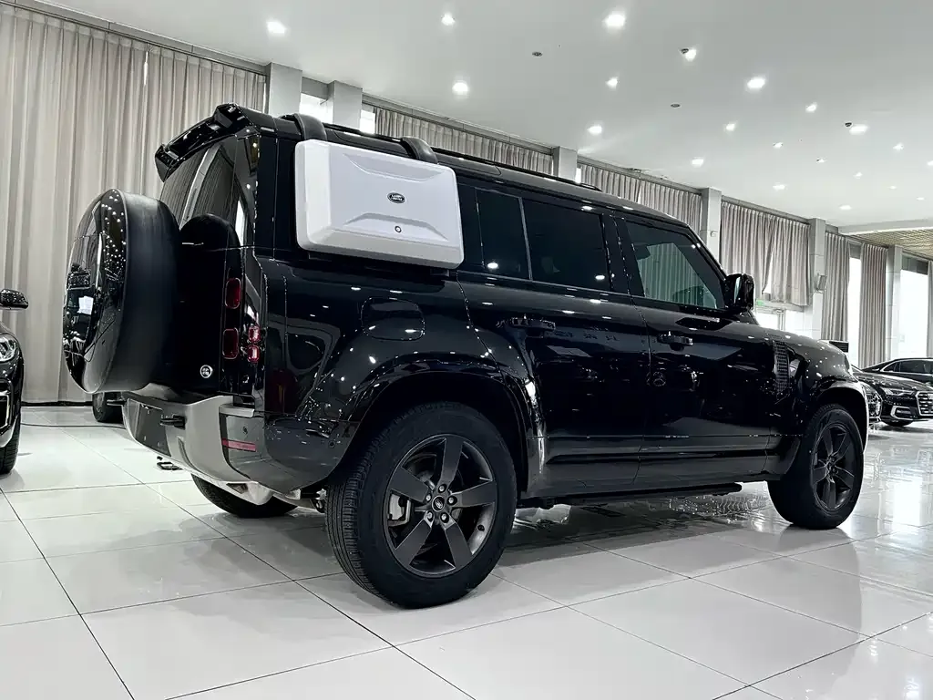 Land Rover Defender — фото 3