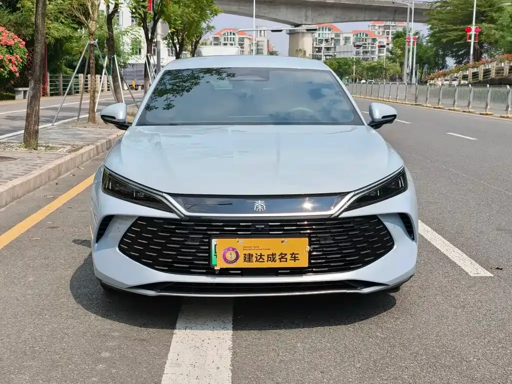 BYD Qin L — фото 7