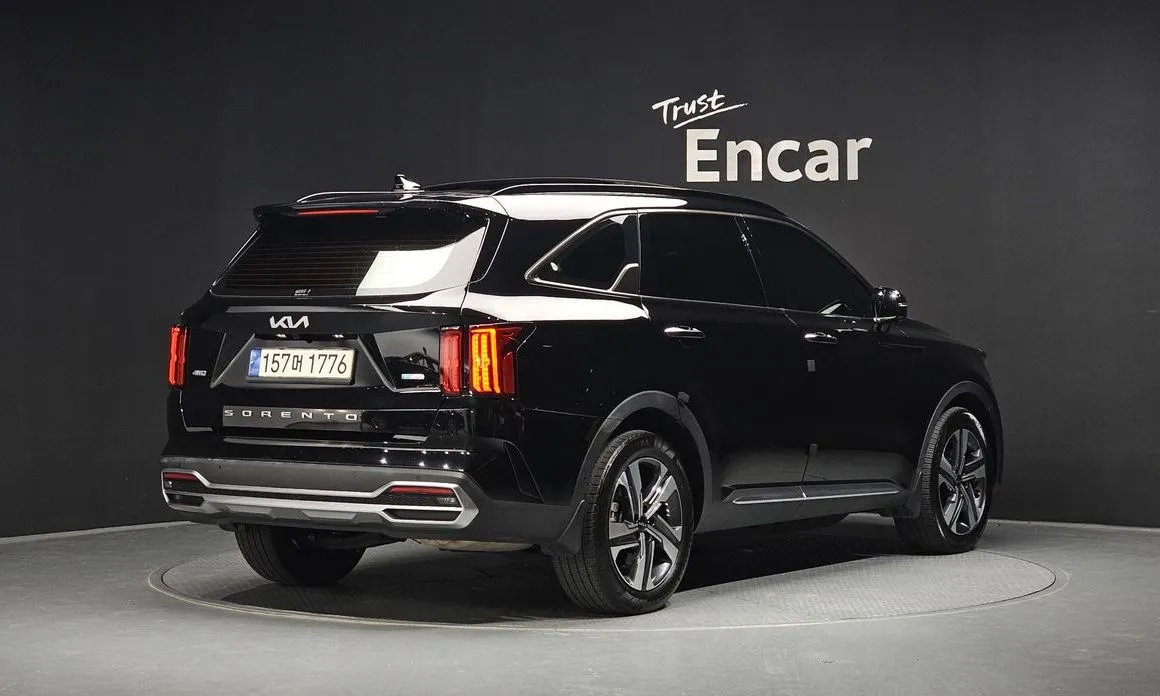 Kia Sorento — фото 9