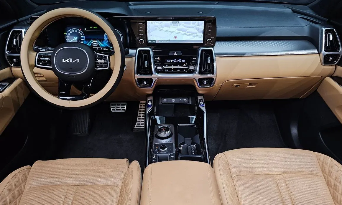Kia Sorento — фото 7