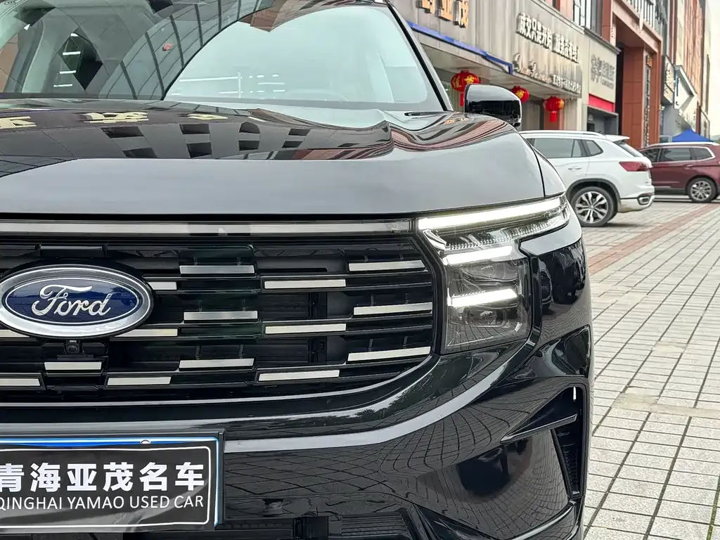 Ford Edge — фото 3