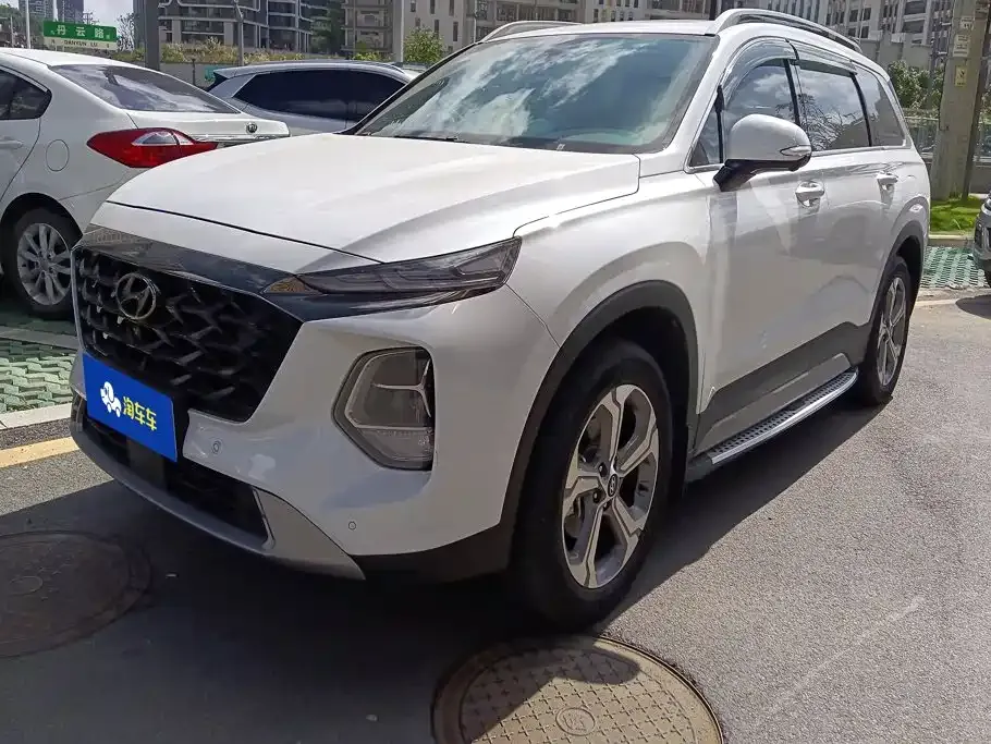 Hyundai Santa Fe — фото 1
