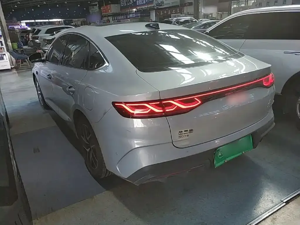 BYD Qin L — фото 7