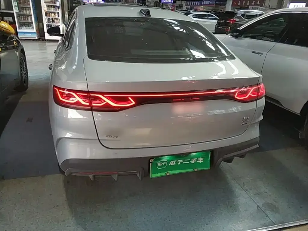 BYD Qin L — фото 6
