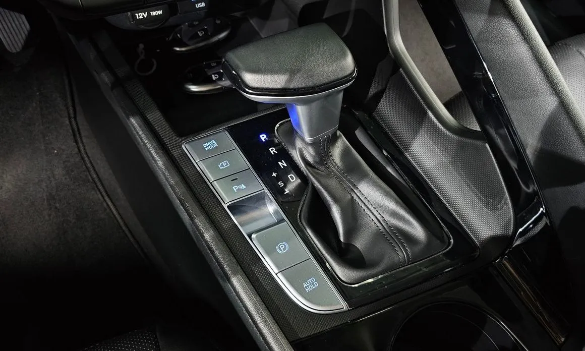 Hyundai AVANTE — фото 6