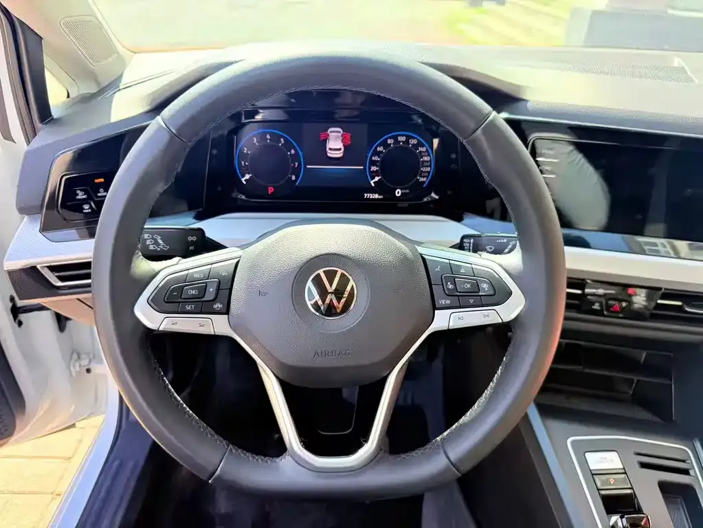 Volkswagen Golf — фото 2