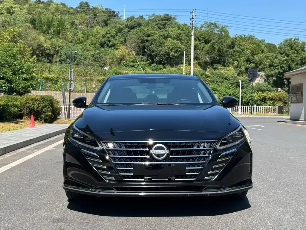 Nissan Teana — фото 9