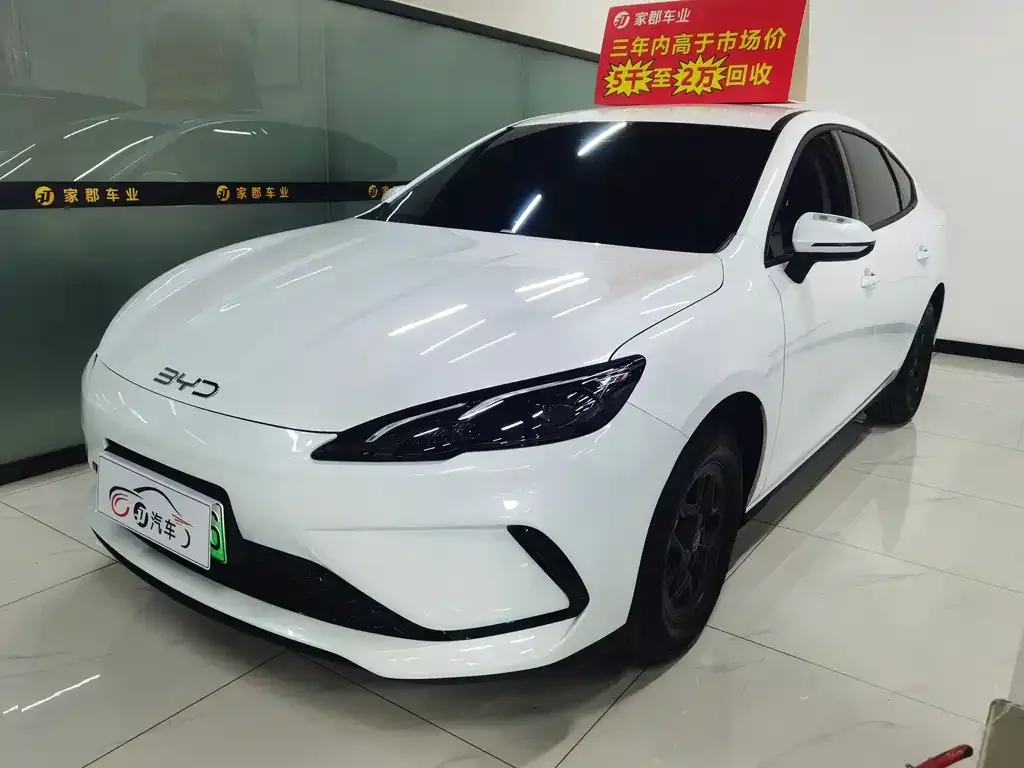 BYD Seal 05 DM-i — фото 1