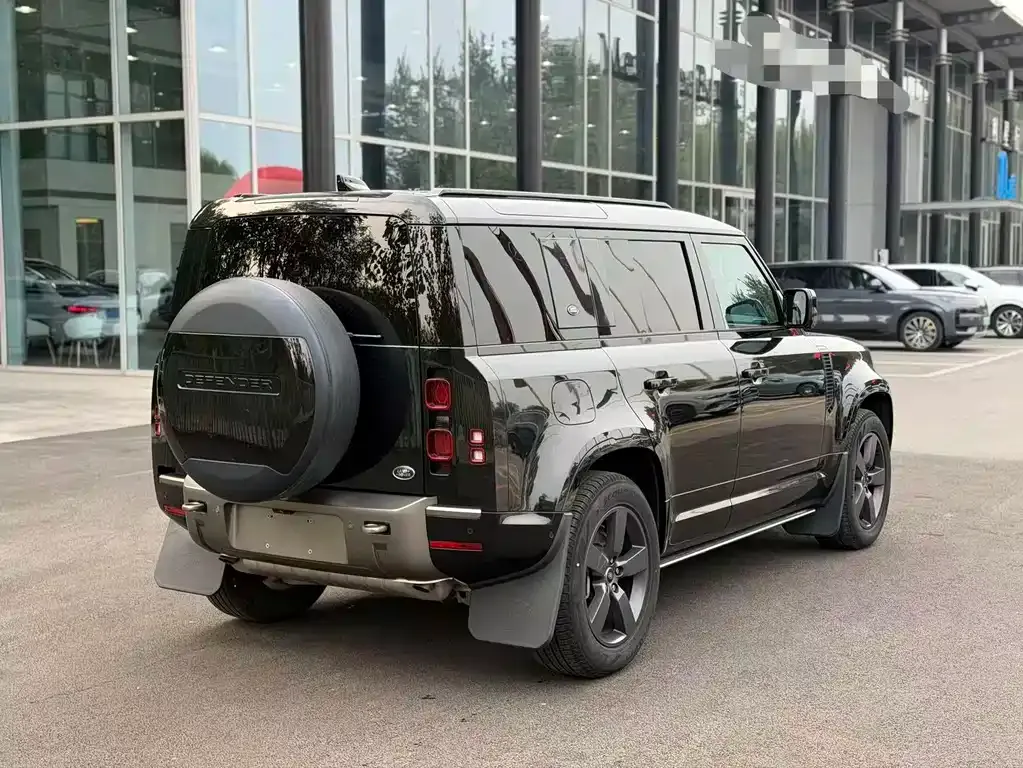 Land Rover Defender — фото 2