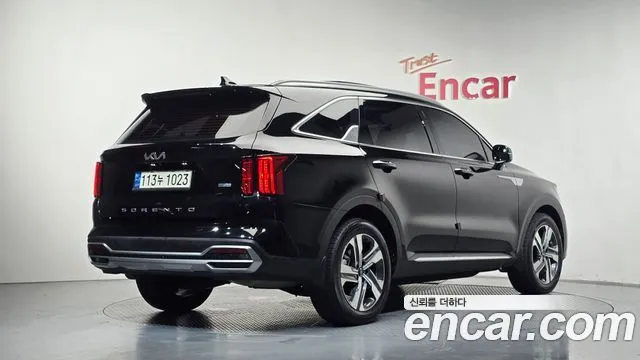Kia Sorento — фото 8