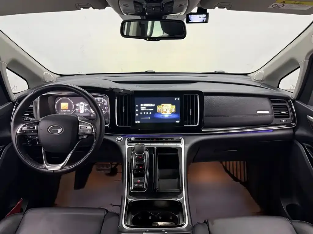 GAC Motor Trumpchi M8 — фото 8