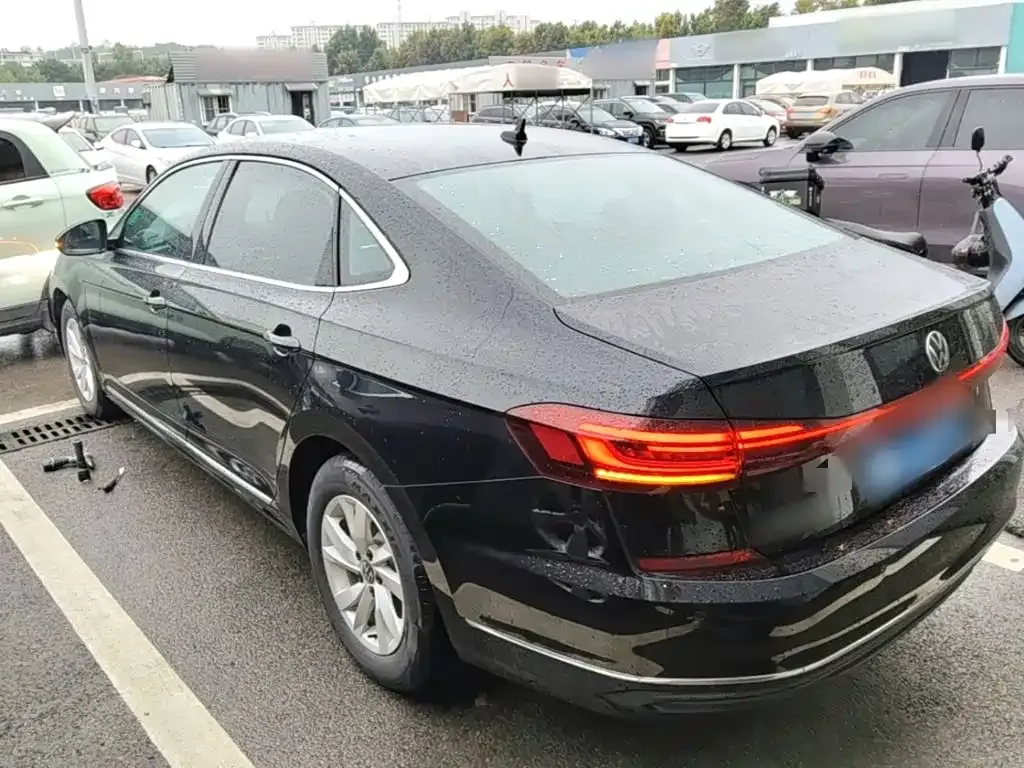 Volkswagen Passat — фото 5