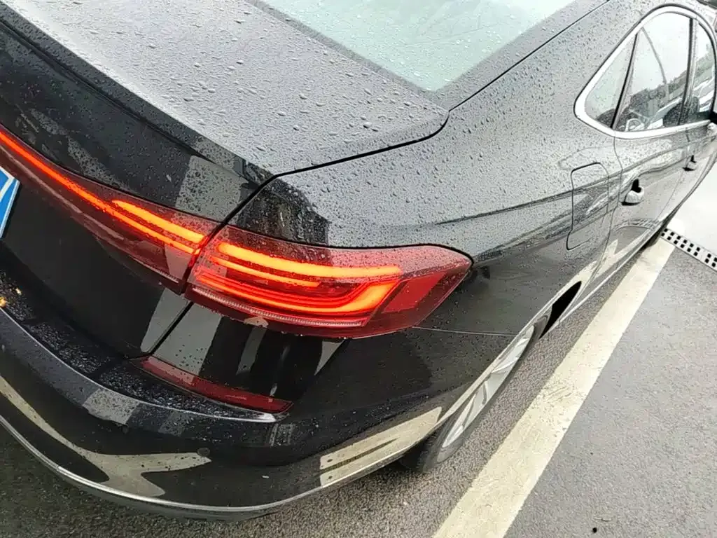 Volkswagen Passat — фото 8