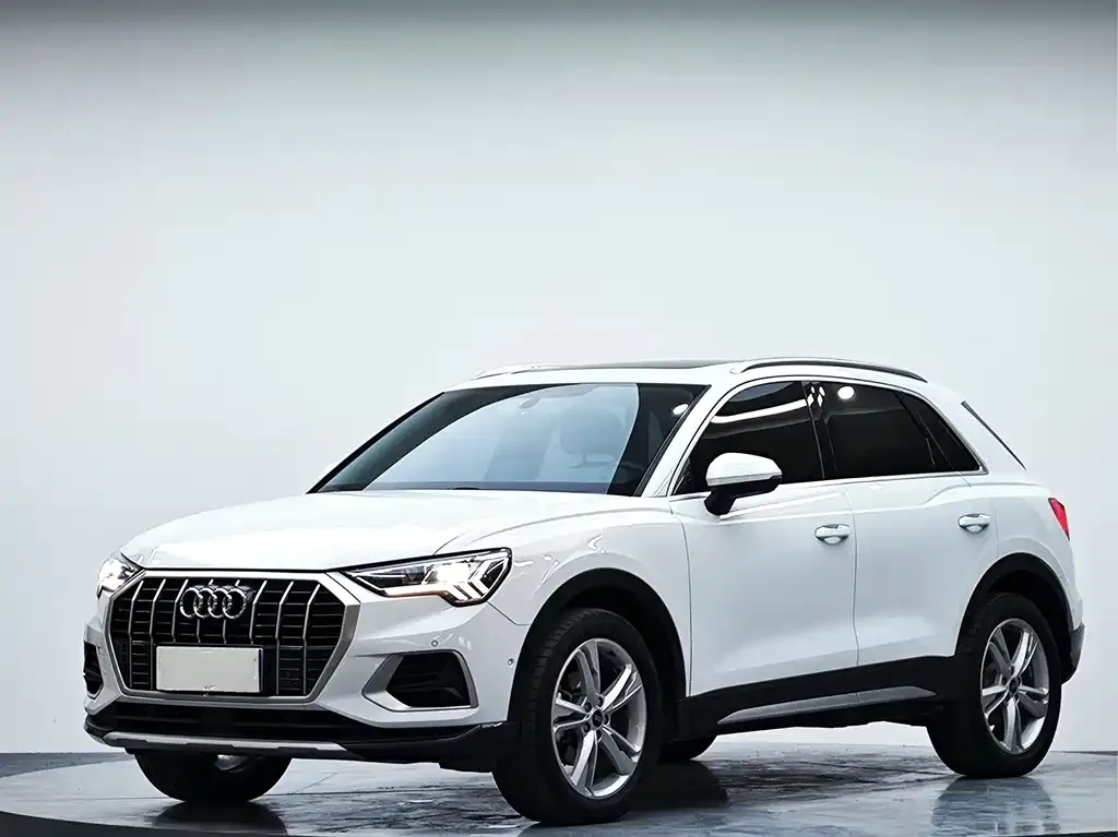 Audi Q3 — фото 7
