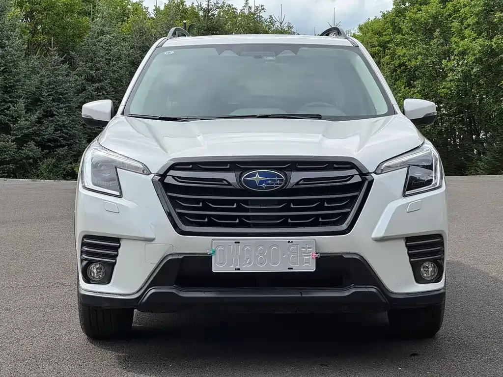 Subaru Forester — фото 4