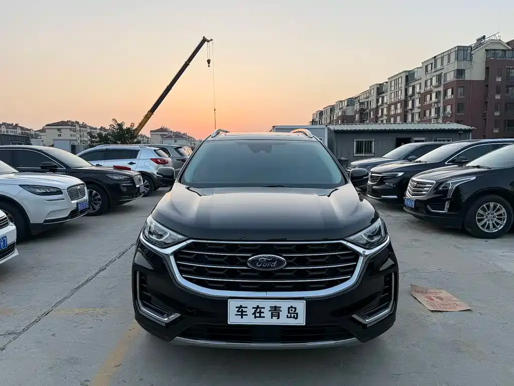 Ford Edge — фото 5