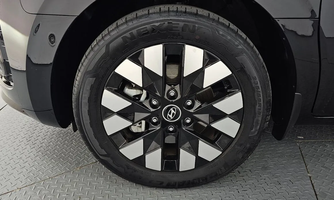 Hyundai Staria — фото 6