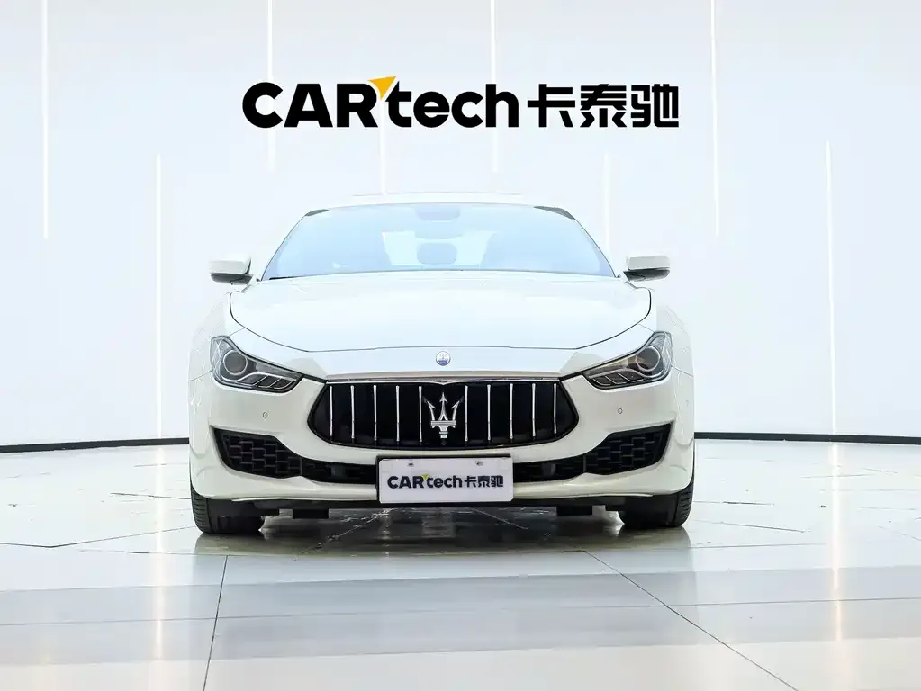 Maserati Ghibli — фото 1