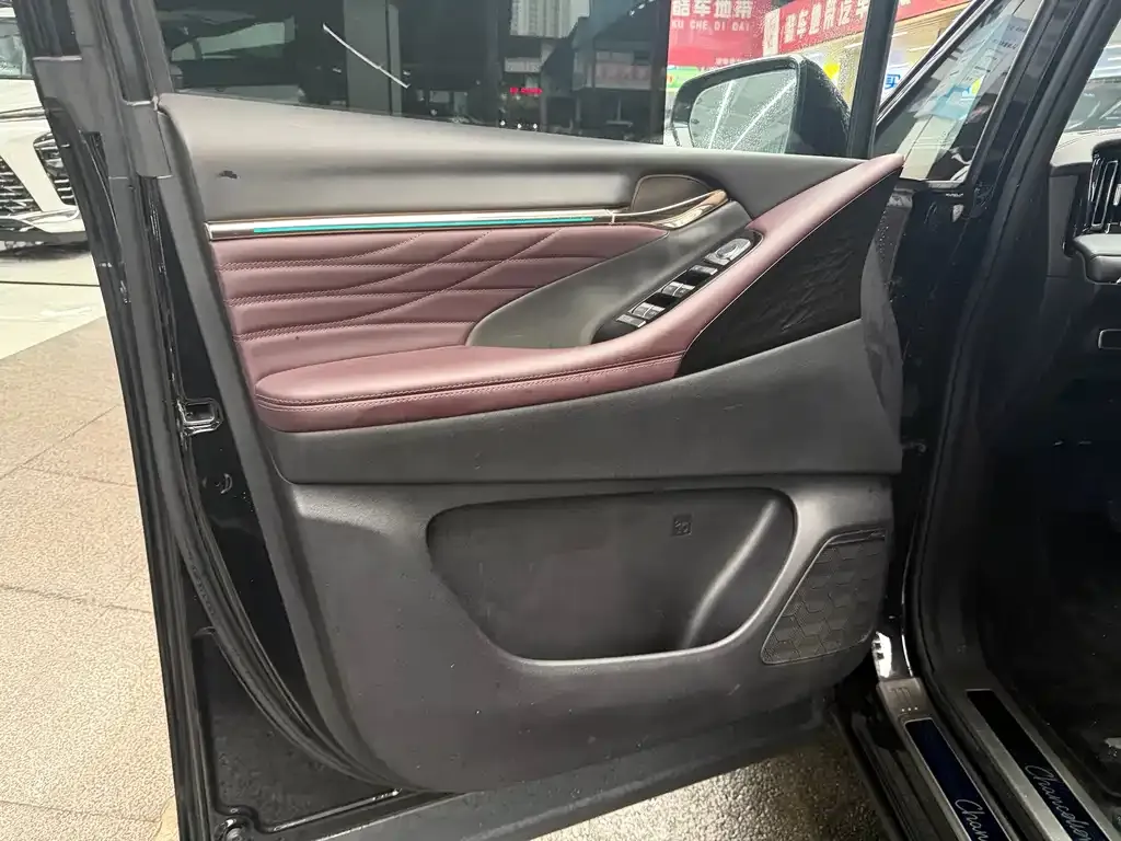 GAC Motor Trumpchi M8 — фото 6