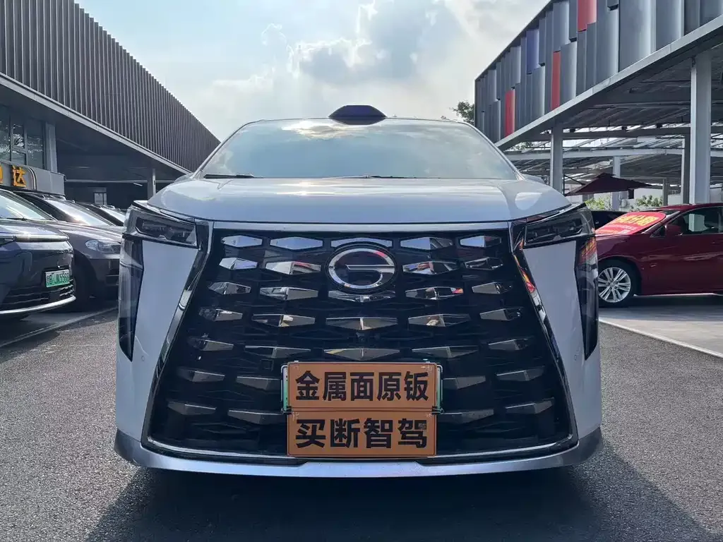 GAC Motor Trumpchi Xiangwang M8 — фото 1