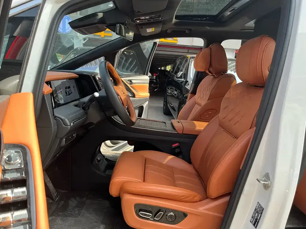 GAC Motor Trumpchi Xiangwang M8 — фото 5