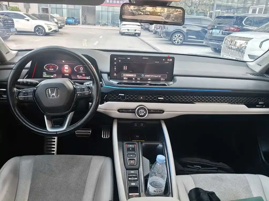 Honda Accord New Energy — фото 6