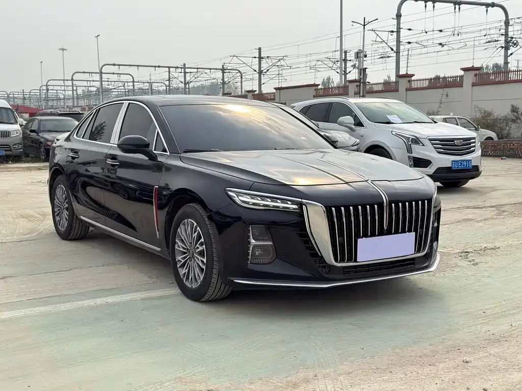 Hongqi H5 — фото 3
