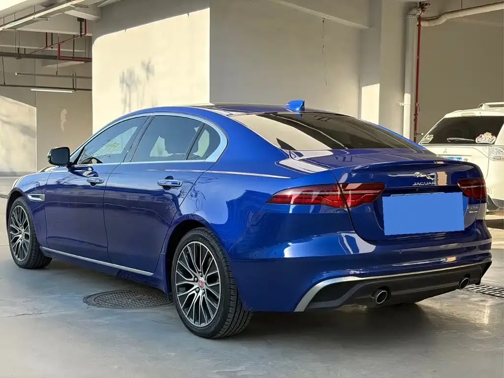 Jaguar XEL — фото 10