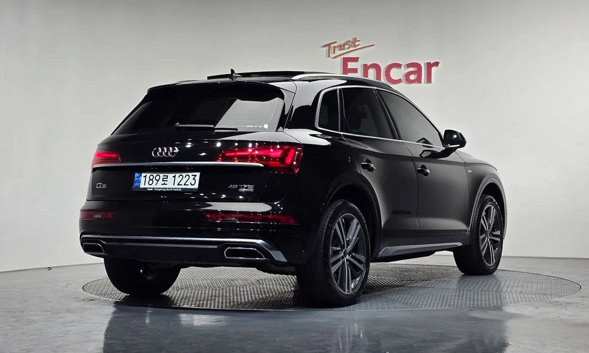 Audi Q5 — фото 5