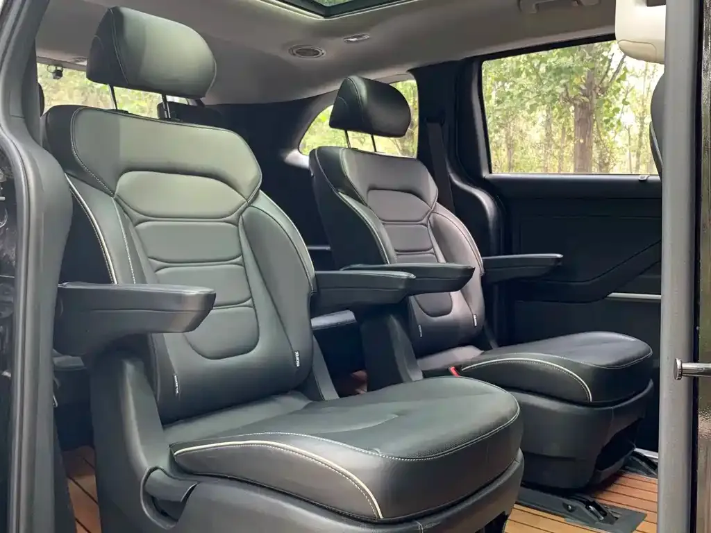 Hyundai Custo — фото 3
