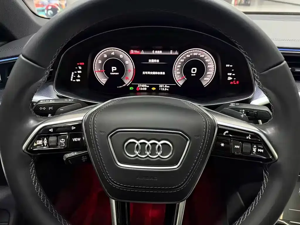 Audi A6L — фото 5