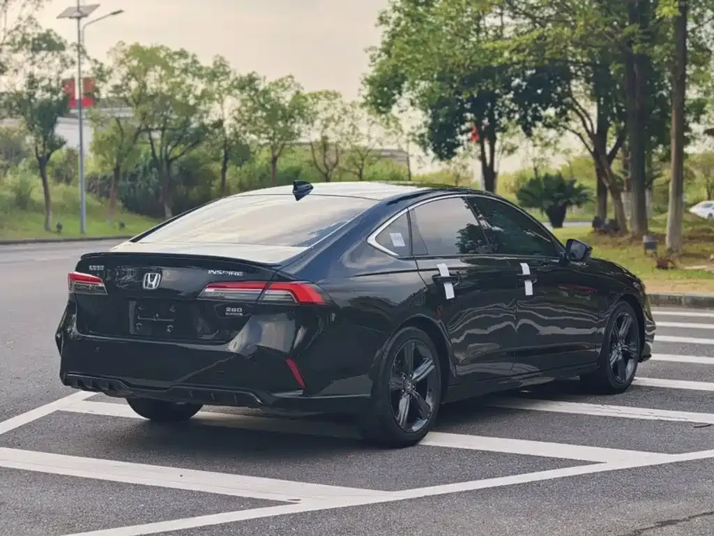 Honda Inspire — фото 10
