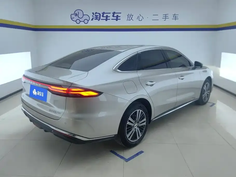 Geely Galaxy Xingyao 6 — фото 6