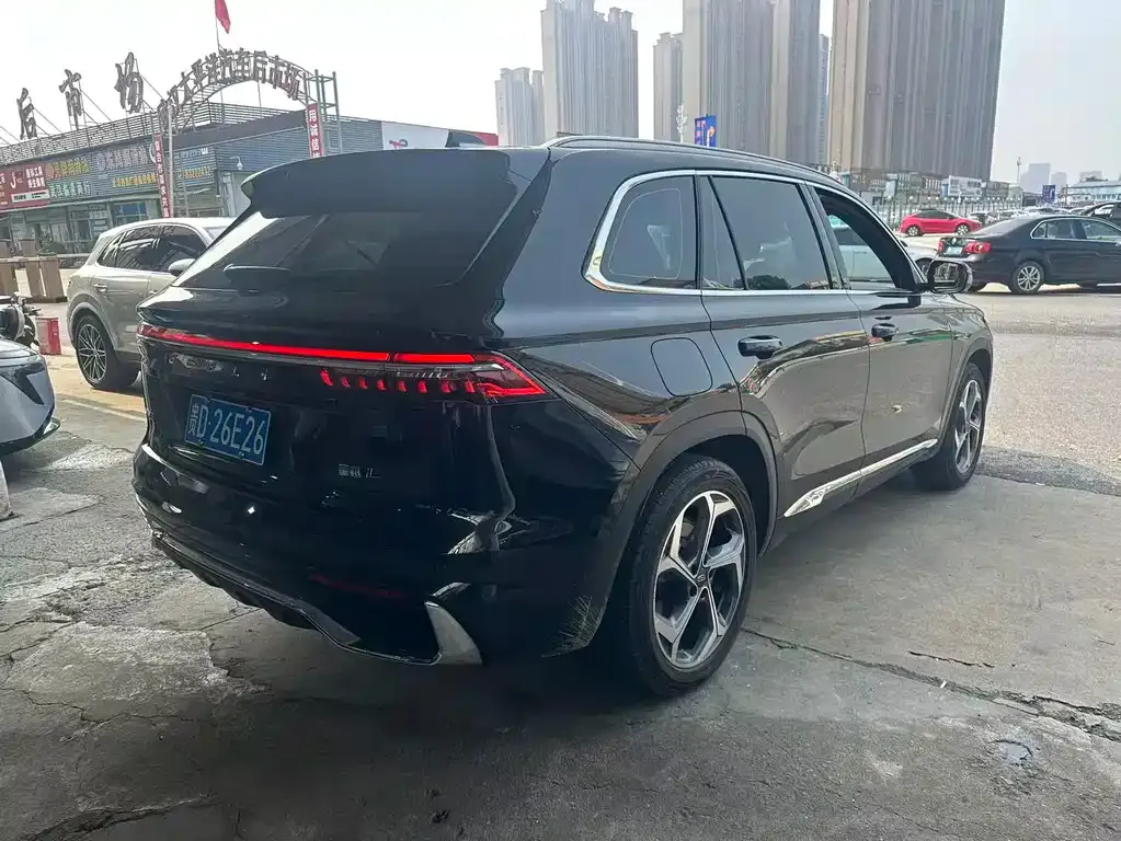 Geely Xingyue L — фото 2
