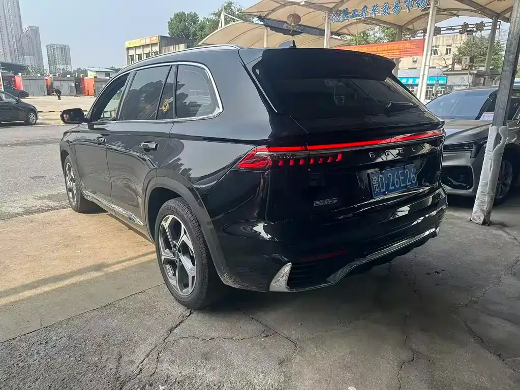 Geely Xingyue L — фото 10