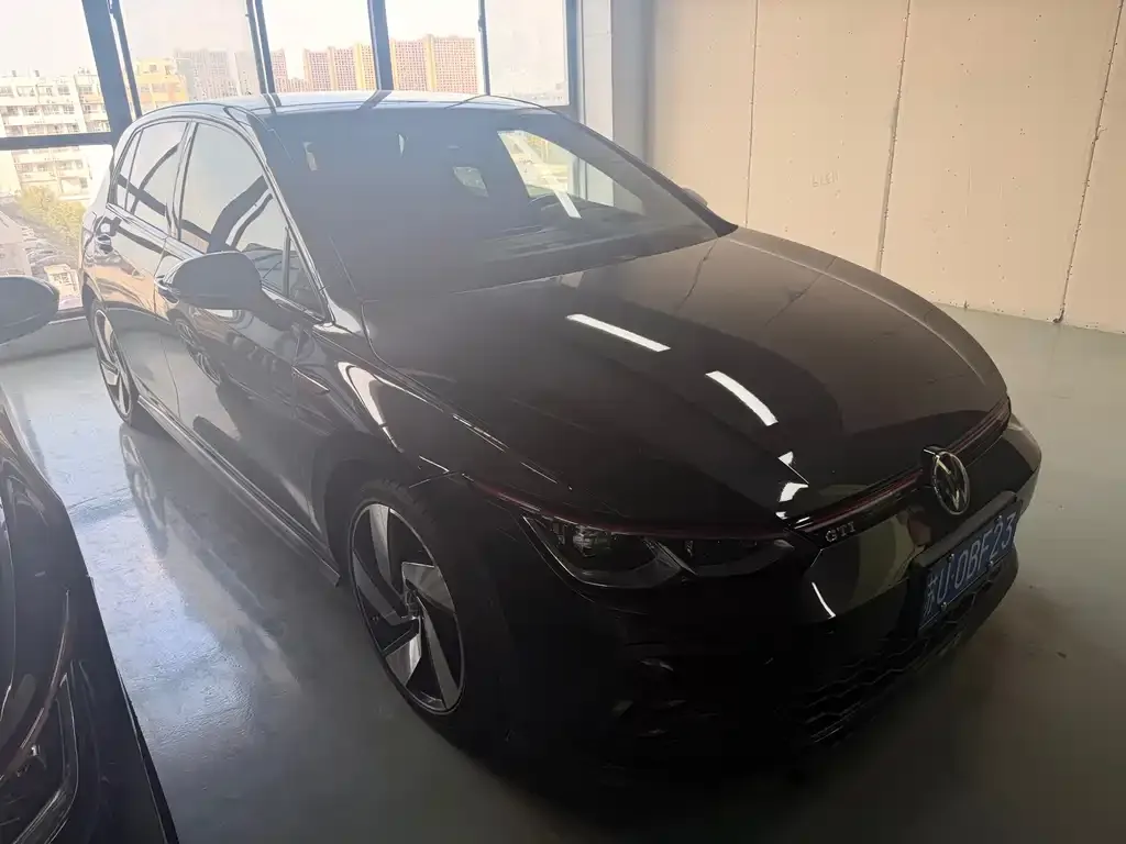Volkswagen Golf GTI — фото 2