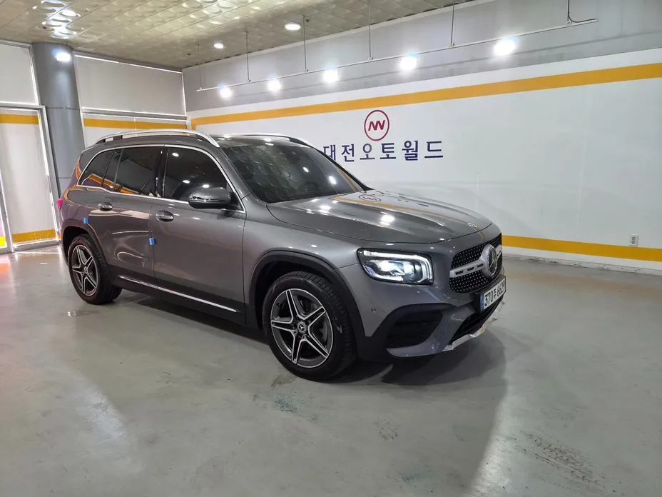 Mercedes-Benz GLB-Class — фото 1