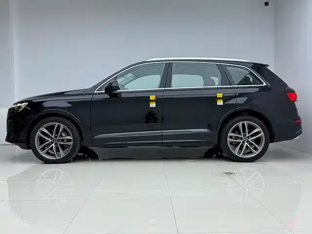 Audi Q7 — фото 2