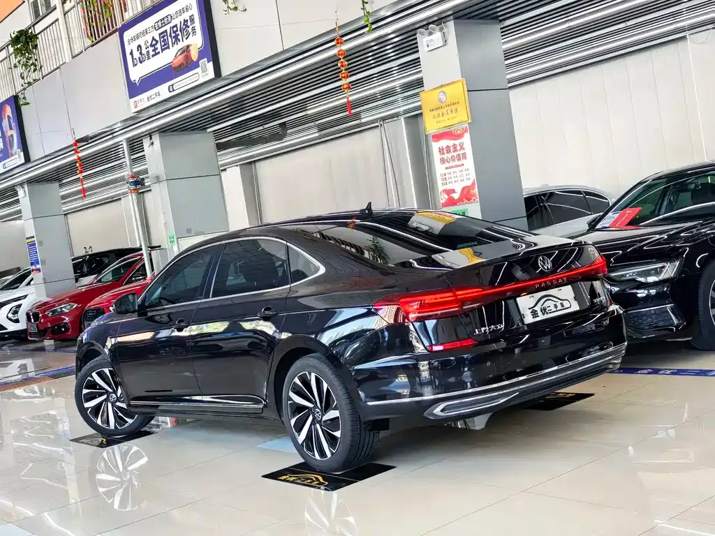 Volkswagen Passat — фото 3