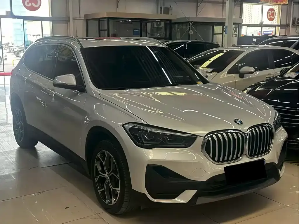 BMW X1 — фото 2