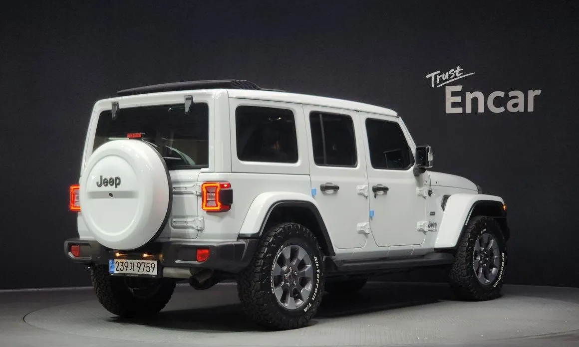 Jeep Wrangler — фото 2